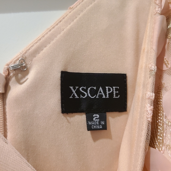 3D Floral V Neck Gown - Picture 7 of 7